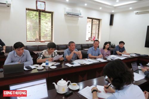 Đại diện các đơn vị của Bộ Nông nghiệp và Môi trường tại buổi làm việc.