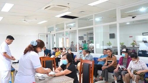 Bệnh viện Đà Nẵng tổ chức khám sức khỏe cho người dân phường Hải Châu (ảnh BVĐN)