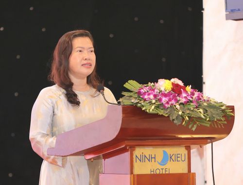 Bà Nguyễn Thị Ngọc Điệp - Phó Chủ tịch UBND thành phố Cần Thơ phát biểu tại Hội nghị. Ảnh: Phạm Trung