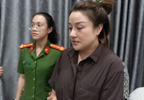 Đối tượng Trần Thị Phi Yến tại Cơ quan điều tra.