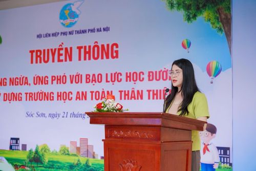 Bà Nguyễn Kim Quý, Phó Chủ tịch Hội liên hiệp phụ nữ thành phố Hà Nội phát biểu tại chương trình. Ảnh: HN