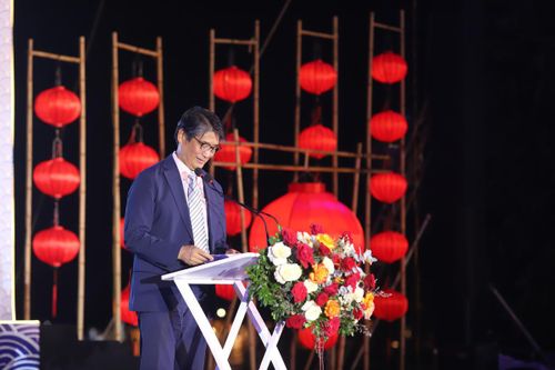 Đại sứ Đặc mệnh toàn quyền Nhật Bản tại Việt Nam Ito Naoki phát biểu. Ảnh: NT.
