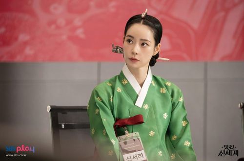 Diễn xuất của Lim Ji Yeon trong phim được đánh giá cao. Ảnh: SBS.
