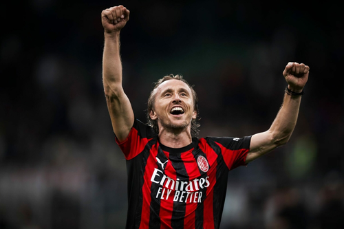  Ở tuổi 40, Modric tiếp tục cho thấy sự bền bỉ. 