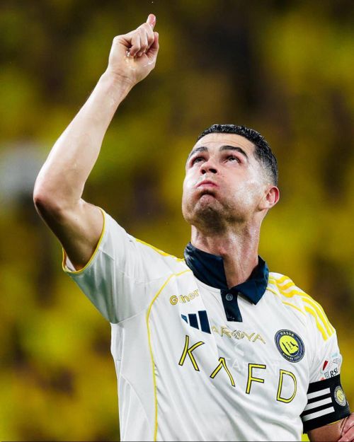 Ronaldo trong ngày chấm dứt cơn khát danh hiệu với Al Nassr.