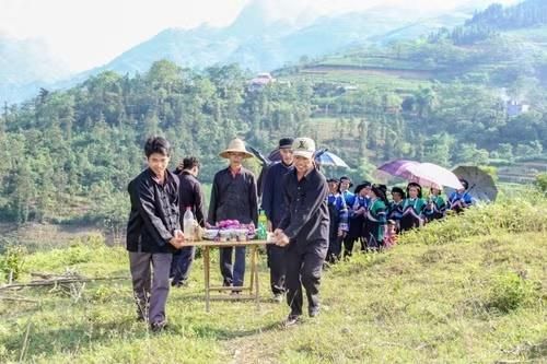 Tết “Sử giề pà” - Lễ tạ ơn trâu của người Bố Y ở xã Mường Khương, tỉnh Lào Cai. Ảnh: Tư liệu
