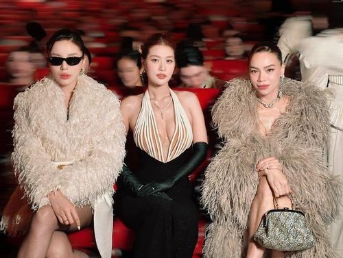 Hoa hậu Thiên Ân đọ sắc cùng Kỳ Duyên và Hồ Ngọc Hà tại đêm trao giải.