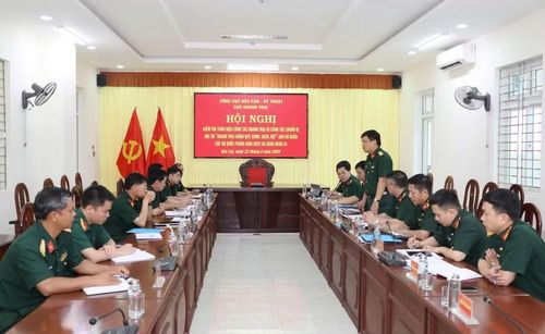  Cục Doanh trại kiểm tra công tác doanh trại tại Quân đoàn 34. Ảnh: Chiến Thắng 