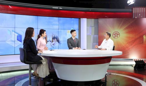 PGS.TS Ngô Trí Long chia sẻ tại chương trình. Ảnh: Thanh Hải