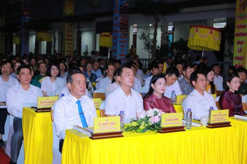 Ông Lê Đức Thái, Bí thư Tỉnh ủy cùng các lãnh đạo chủ chốt tỉnh Thanh Hóa tham dự tại buổi lễ. Ảnh: Nguyễn Chung.