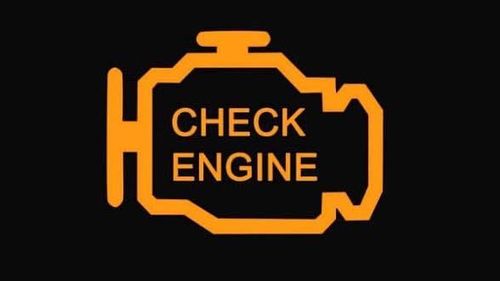 Nhiều chủ xe đời mới phản ánh tình trạng đèn báo lỗi Check Engine (đèn cá vàng) sáng lên sau khi đổ E10.