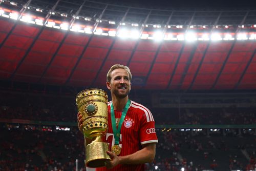 Kane lập hat-trick, Bayern vô địch Cúp Quốc gia Đức.