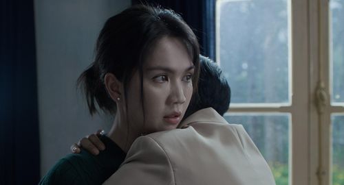 Ngọc Trinh đóng chính trong phim. Ảnh: ĐPCC.
