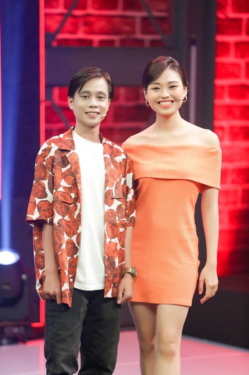 Ở chương trình Người ấy là ai 2019, Tuấn Dũng tham gia để tỏ tình với Lê Lộc nhưng bị từ chối. Dần dần, sự chân thành, hiền lành của Tuấn Dũng chinh phục Lê Lộc. Đến năm 2021, cả hai công khai chuyện tình cảm.