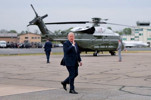  Ông Trump có nhiều phương án lựa chọn trong vấn đề Iran nhưng ông được cho là vẫn ưu tiên giải pháp ngoại giao. Ảnh: Reuters. 