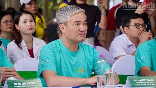 Nhà báo Trần Tuấn Linh, Tổng Biên tập Báo Sức khỏe và Đời sống.