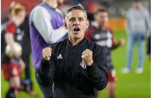 Tôi đã có kinh nghiệm ở CONCACAF với các giải đấu hiện tại, và luật của FIFA là luật của FIFA", HLV John Herdman nói với giới truyền thông xứ Vạn đảo mới đây. Ảnh: Getty.