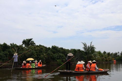 Các đoàn tham quan, khảo sát điểm du lịch sinh thái Đồng Mẩn