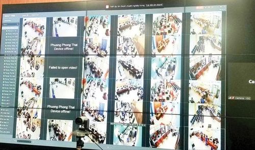Hệ thống camera giám sát hoạt động tại các Trung tâm Phục vụ Hành chính công của 40 phường, xã qua Trung tâm Giám sát, điều hành đô thị thông minh Tp.Huế (Ảnh: HueIOC)