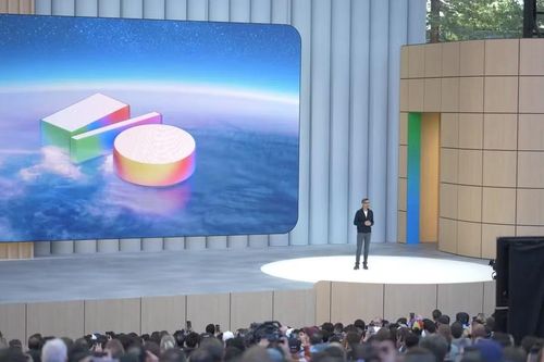 CEO Sundar Pichai cho biết Google đang bước vào “kỷ nguyên Gemini”. Ảnh: Wired/Dân Trí.