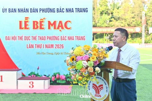 Ông Lê Xuân Huy - Phó Chủ tịch Thường trực UBND phường Bắc Nha Trang, Trưởng Ban tổ chức đại hội phát biểu bế mạc.