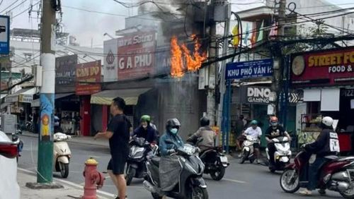Đầu mùa mưa nhưng nhiều vụ cháy nổ hệ thống đường điện đã xảy ra.