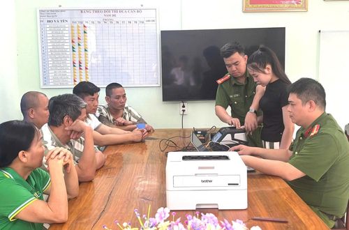 Hoạt động thu nhận hồ sơ cấp thẻ căn cước cho phạm nhân tuân thủ nghiêm các quy định, hướng dẫn của Bộ Công an.