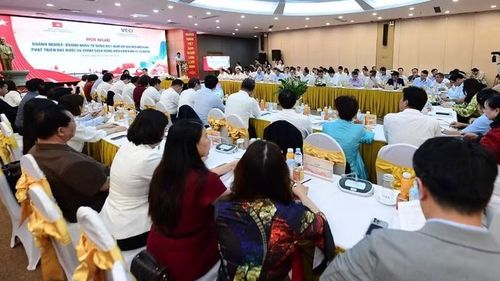 Quang cảnh hội nghị.