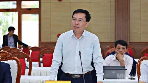 Lãnh đạo Sở Khoa học và Công nghệ Lâm Đồng phát biểu ý kiến tại hội nghị.