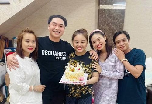 Tuấn Dũng được lòng gia đình Lê Lộc ngay từ khi cả hai chưa hẹn hò. Ảnh: FB Lê Giang.