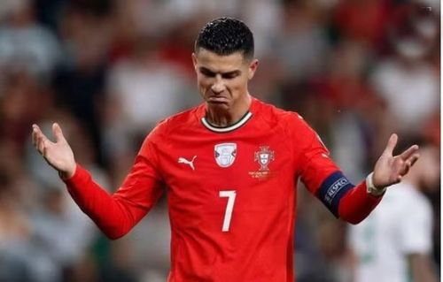 Ở cấp độ đội tuyển quốc gia, Ronaldo cùng Bồ Đào Nha vô địch Euro 2016 cùng sở hữu 2 danh hiệu UEFA Nations League vào các năm 2019 và 2025.