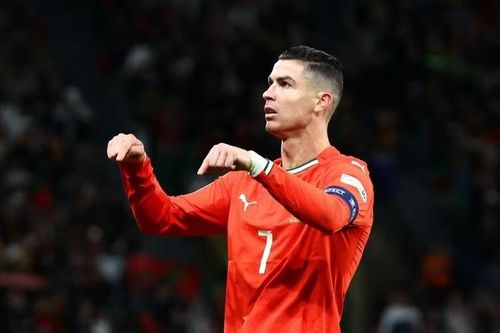 Mới nhất, Ronaldo có tên trong danh sách đội tuyển Bồ Đào Nha chuẩn bị cho VCK World Cup 2026 tại Bắc Mỹ.