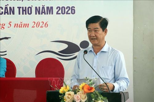 Phó Giám đốc Sở Văn hóa, Thể thao và Du lịch thành phố Cần Thơ Lâm Thanh Dũng phát biểu phát động phong trào.