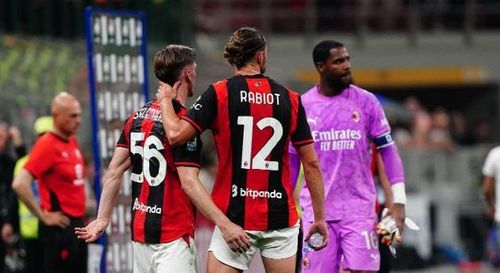 Nỗi thất vọng của Milan khi mất vé dự Champions League.