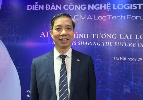 Phó Giáo sư, Tiến sĩ Nguyễn Thành Chương, Chủ tịch Hiệp hội Phát triển nhân lực logistics Việt Nam. Ảnh: Lam Giang
