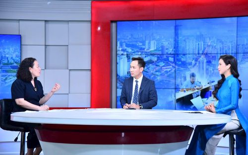 PGS.TS Trần Thị Diệu Oanh trao đổi tại chương trình. Ảnh: Viết Thành