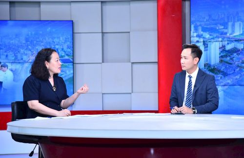 PGS.TS Trần Thị Diệu Oanh trao đổi tại chương trình. Ảnh: Viết Thành