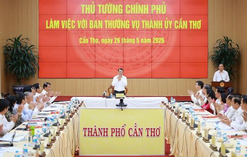 Thủ tướng Lê Minh Hưng làm việc với Ban Thường vụ Thành ủy Cần Thơ. Ảnh: Dương Giang – TTXVN