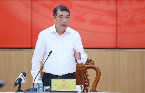 Thủ tướng Lê Minh Hưng làm việc với Ban Thường vụ Thành ủy Cần Thơ. Ảnh: Dương Giang – TTXVN