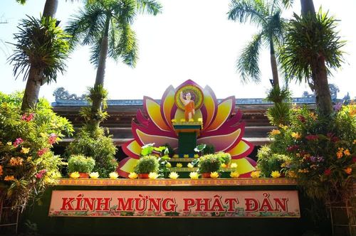Lễ đài tại Quốc tự Diệu Đế nơi thực hiện nghi thức Mộc dục. Ảnh: Nguyên Lý – TTXVN