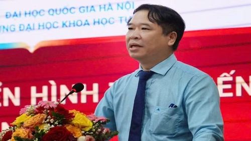 Giáo sư, Tiến sĩ Lê Thanh Sơn, Hiệu trưởng Trường đại học Khoa học Tự nhiên (Đại học Quốc gia Hà Nội).