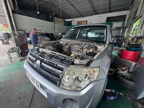 Chuyên gia khuyến cáo xe đời cũ cần được chăm sóc kỹ hơn