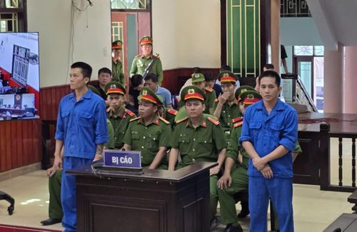 Phiên tòa được xét xử công khai, bắt đầu từ 8 giờ ngày 26-5