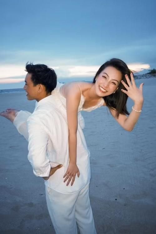 Khoảnh khắc Thảo Tâm được cầu hôn.