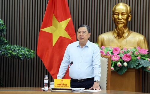 Phó Thủ tướng thường trực Phạm Gia Túc yêu cầu không để công trình, dự án trọng điểm ngành năng lượng tiếp tục chậm tiến độ. Ảnh: VGP