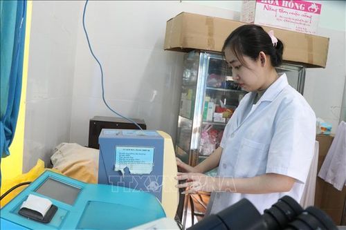 Trạm Y tế xã Ea Na cơ sở vật chất xuống cấp, trang thiết bị y tế thiếu và lạc hậu.