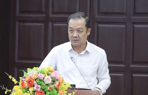 Ông Phạm Đức Long, Thứ trưởng Bộ KH&amp;CN yêu cầu triển khai chuyển đổi số cho hộ kinh doanh đi vào thực chất, tránh đánh trống bỏ dùi.
