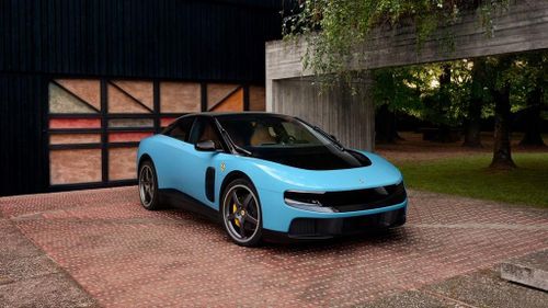 Ferrari đã chính thức trình làng mẫu xe Ferrari Luce.