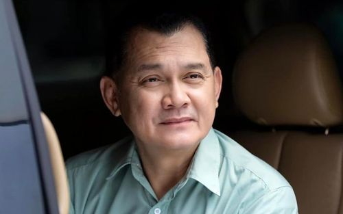Hữu Châu ghi dấu ấn qua hàng loạt vai diễn trên sân khấu, truyền hình lẫn điện ảnh.