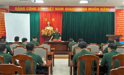 Hội nghị giao nhiệm vụ sẵn sàng chiến đấu, bảo đảm an ninh, an toàn DIFF 2026. Ảnh: Q.Đ